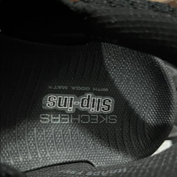 NWT Skechers Women's T-Strap Sandal Flat Sz 8 - Picture 8 of 9